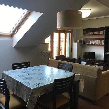 Apartamento La Cenicienta Catedral León Εξωτερικό φωτογραφία