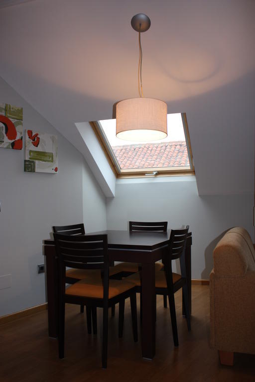Apartamento La Cenicienta Catedral León Δωμάτιο φωτογραφία
