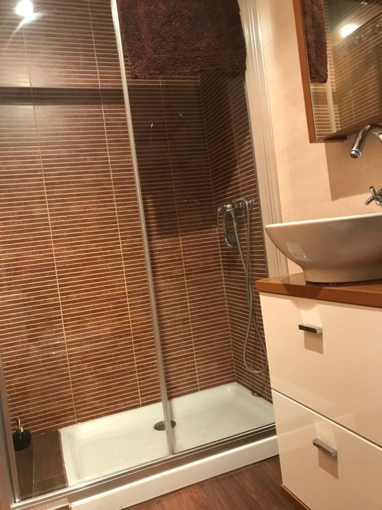 Apartamento La Cenicienta Catedral León Εξωτερικό φωτογραφία